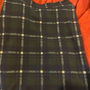 Cute plaid stretchy pencil skirt